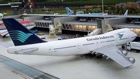 Bawa 20 Unit iPhone, Pramugari Garuda Indonesia Dipecat