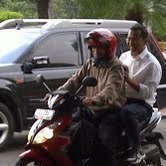 Terjebak Macet, Dahlan Iskan Akhirnya Naik Ojek Demi Semen Gresik