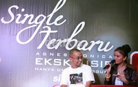 Sebanyak 20 pemenang akan mengikuti proses latihan bersama Agnes Monica dan tim dancernya di Jakarta.