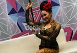 Roro Fitria Berkebaya