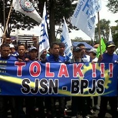 Demo BPJS Diwarnai Penolakan Terhadap Cagub yang Tidak Pro Buruh