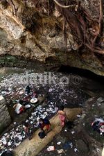 Berburu Air Bersih di Sumba