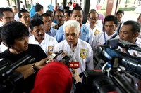 Hatta memberikan keterangan pers usai membuka Pekan Apresiasi Nasional Silaturahmi Antar Perguruan Pencak Silat.