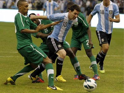 Argentina Diimbangi Arab Saudi