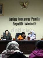Menyoal Persetruan Komisioner versus Birokrat KPU