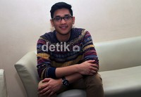 Afgan memperkenalkan single terbarunya Pesan Cinta. Gus Mun/detikHOT.