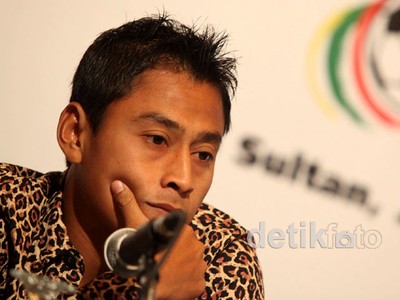 Piala AFF di Tengah Dualisme Sepak Bola Indonesia
