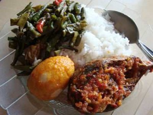 Maksi Sedep dan Murah di Warung Warso