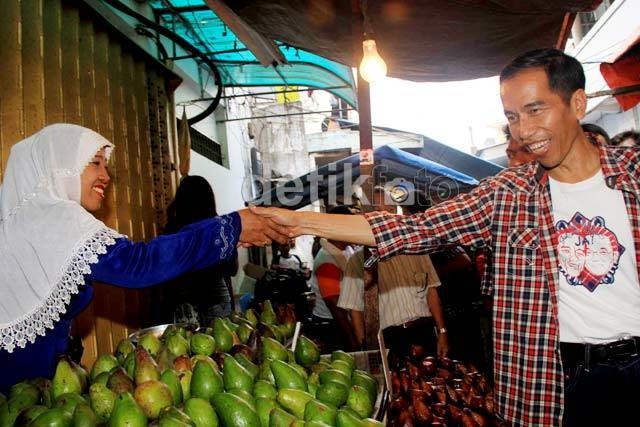 4 Inspirasi Jokowi bagi Rieke-Teten 4 Inspirasi Jokowi bagi Rieke-Teten