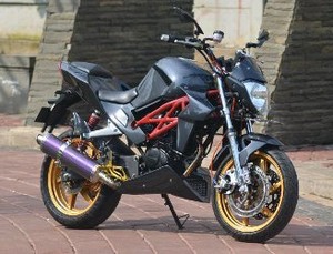 Honda Tiger Berubah Wujud Jadi Ducati