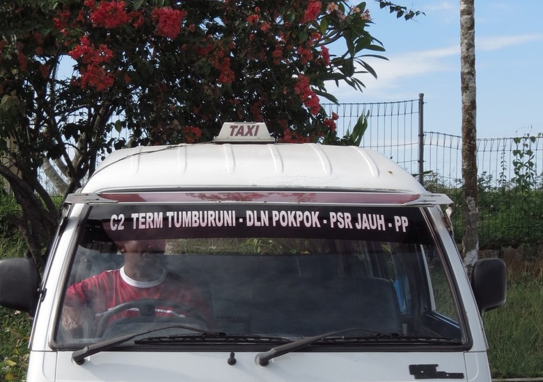 Taksi khas Papua (Evi/detikTravel) Taksi khas Papua (Evi/detikTravel)