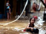 Perhatikan Keselamatan Anak Saat Banjir