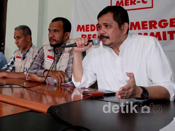 Relawan Indonesia Bertahan di Jalur Gaza
