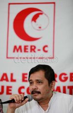 Relawan Indonesia Bertahan di Jalur Gaza