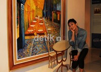 Menurut Happy, selain bisa menambah kecerdasan, pameran itu juga sangat menarik.