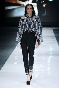 Friederich Herman Mazda 3 Young and Vibrant Designers. Jakarta Fashion Week 2013 at Plaza Senayan. Jakarta. [Foto: Mohammad Abduh/Wolipop]