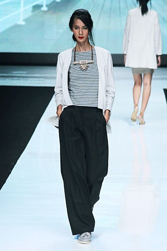 Auguste Soesastro, Kromo Spring/Summer 2013. Jakarta Fashion Week 2013, at Plaza Senayan, Jakarta. (Photo by Mohammad Abduh/Wolipop)