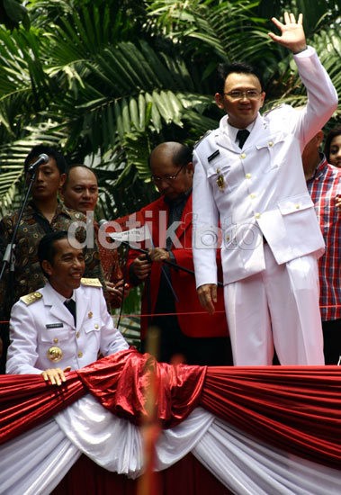 5 Jurus Jokowi-Ahok Tangkis Kritikan 5 Jurus Jokowi-Ahok Tangkis Kritikan