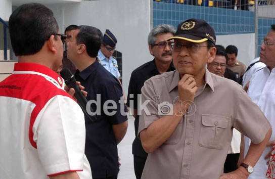 Kasus Century, Wapres Boediono Siap Bantu KPK