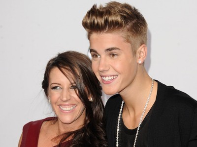 Justin Bieber & Ibunda Tercinta di AMA 2012