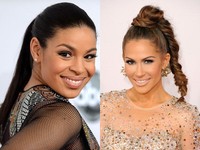 Jordin Sparks tampak simple dengan gaya rambut kuncir kudanya. Kimberly Cole pun menata rambutnya ala genie. Jason Merritt/Getty Images.