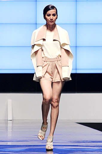 Ardistia Dwiasri New York International Flair, Jakarta Convention Center (JCC). Indonesia Fashion Week 2012 (Photo by Mohammad Abduh/Wolipop)