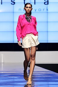 Ardistia Dwiasri New York International Flair, Jakarta Convention Center (JCC). Indonesia Fashion Week 2012 (Photo by Mohammad Abduh/Wolipop)