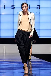 Ardistia Dwiasri New York International Flair, Jakarta Convention Center (JCC). Indonesia Fashion Week 2012 (Photo by Mohammad Abduh/Wolipop)