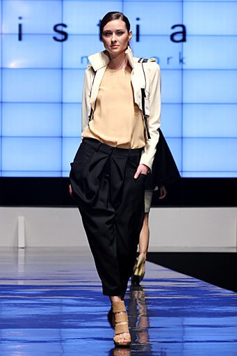 Ardistia Dwiasri New York International Flair, Jakarta Convention Center (JCC). Indonesia Fashion Week 2012 (Photo by Mohammad Abduh/Wolipop)