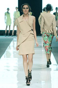 Ardistia Dwiasri New York. Jakarta Fashion Week 2013 at Plaza Senayan. Jakarta. [Foto: Mohammad Abduh/Wolipop]