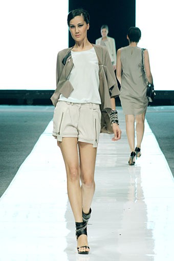 Ardistia Dwiasri New York. Jakarta Fashion Week 2013 at Plaza Senayan. Jakarta. [Foto: Mohammad Abduh/Wolipop]