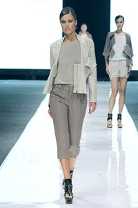 Ardistia Dwiasri New York. Jakarta Fashion Week 2013 at Plaza Senayan. Jakarta. [Foto: Mohammad Abduh/Wolipop]