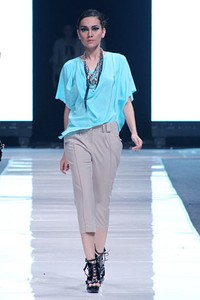 Ardistia Dwiasri New York. Jakarta Fashion Week 2013 at Plaza Senayan. Jakarta. [Foto: Mohammad Abduh/Wolipop]