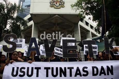 12 Desember, Korban Perkosaan 3 Polisi Malaysia Bersaksi di Pengadilan