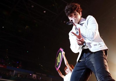 Konser Megah What Time is It? 2PM di Shanghai