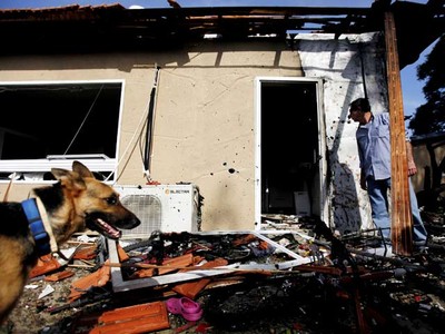 Rumah Warga Israel Hancur Terkena Roket Palestina
