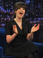 Ekspresi Lucu Zooey Deschanel