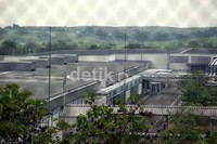 Perusahaan-perusahaan yang berdiri di kawasan industri KIIC itu sendiri mayoritas penanaman modal asing, yakni mencapai 95 persen perusahaan asing di kawasan industri tersebut. Rata-rata, jenis industri di kawasan industri KIIC bergerak dibidang otomotif dan elektronik.