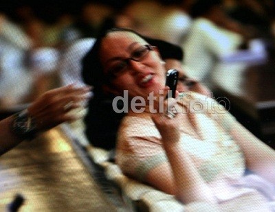 Jaksa & Hakim Kompak Cecar Staf Angie Soal BlackBerry