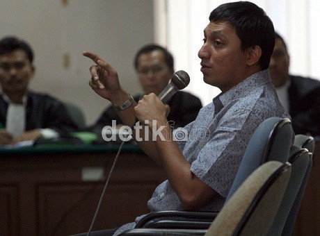 Hadapi Tuntutan Jaksa, Fahd Rafiq Pasrah