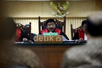 Sidang menghadirkan saksi I Wayan Koster, Mahyudin dan dua staffnya.