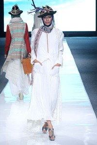 Nuniek Mawardi Ne(w) Verland. Jakarta Fashion Week 2013 at Plaza Senayan. Jakarta. [Foto: Mohammad Abduh/Wolipop]