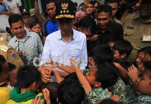 Jokowi Kembali Jemput SBY di Halim