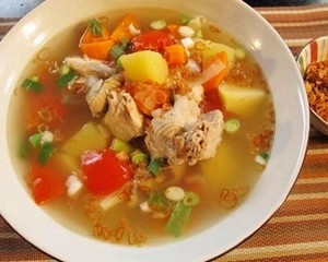 Awali Akhir Pekan dengan Hidangan Sup Ayam