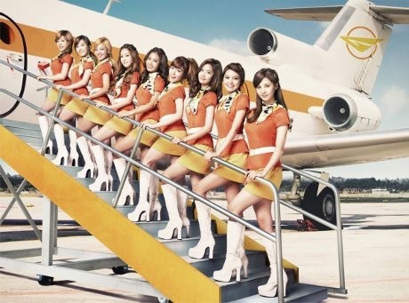 Fans SM Town Antre Berjam-jam di Singapura, Seohyun SNSD Khawatir