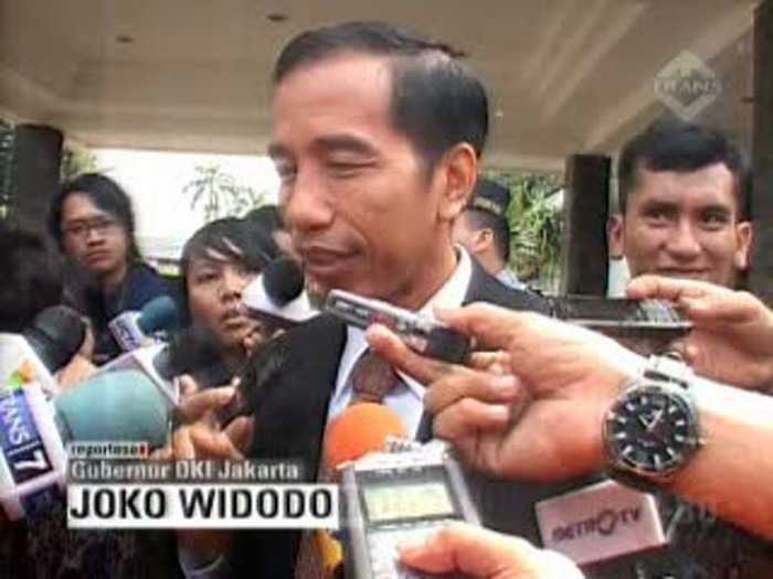 Jokowi: Tanggul Sedang Dikerjakan