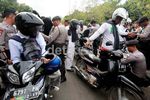 Polisi Geledah Pendemo Anti Israel di Kedubes AS