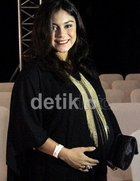 Usai Melahirkan, Berat Badan Thalita Latief Naik 28 Kilogram