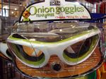 Di Interfood 2012, Ada Kacamata Khusus untuk Mengiris Bawang!