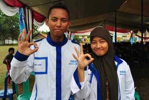 Wah, Anak-anak SMA Ini Terima Curhat Remaja Via Siaran Radio
